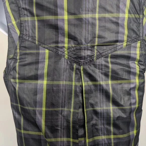 Nike Women’s M Reversible Golf Vest Gray Purple Green Plaid Full Zip Pocket Hood - Picture 10 of 10